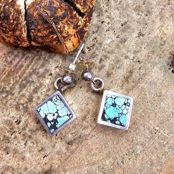 Beautiful Nature Turquoise Square Sterling Silver Earring - Picture 6 of 9